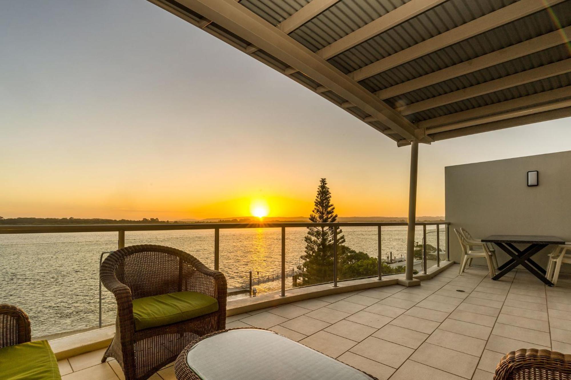 ริเวอร์ไซด์ ฮอลิเดย์ อพาร์ตเมนท์ Aparthotel บัลลินา ภายนอก รูปภาพ