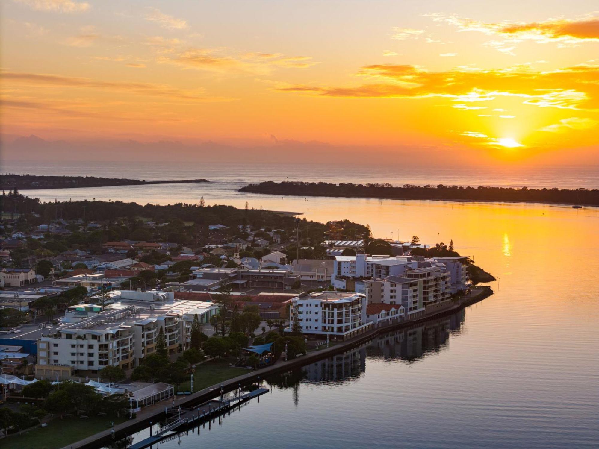 ริเวอร์ไซด์ ฮอลิเดย์ อพาร์ตเมนท์ Aparthotel บัลลินา ภายนอก รูปภาพ